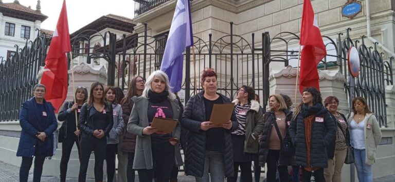 Iniciaremos una fase de lucha para que el Departamento de Educación del Gobierno de la CAV modifique el actual modelo de comedor