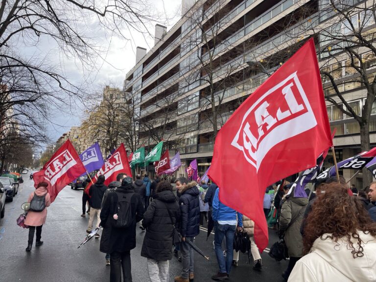Borrokan jarraituko dugu EAEko Gizarte Ekimeneko ikastetxeetako langileek 2027rako soldaten ekiparazioa izan dezaten