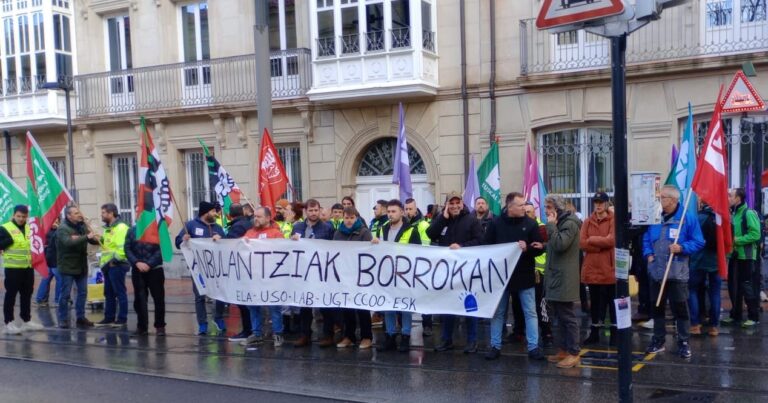 El comité de empresa del Servicio de Transporte de Urgencias de Bizkaia responde a las mentiras de La Pau