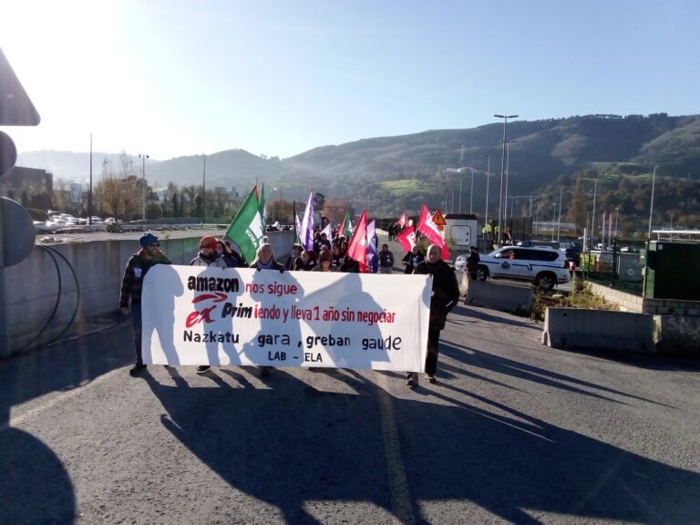 Los trabajadores y las trabajadoras de Amazon están en huelga, hartas de ver que no se da pie a la negociación