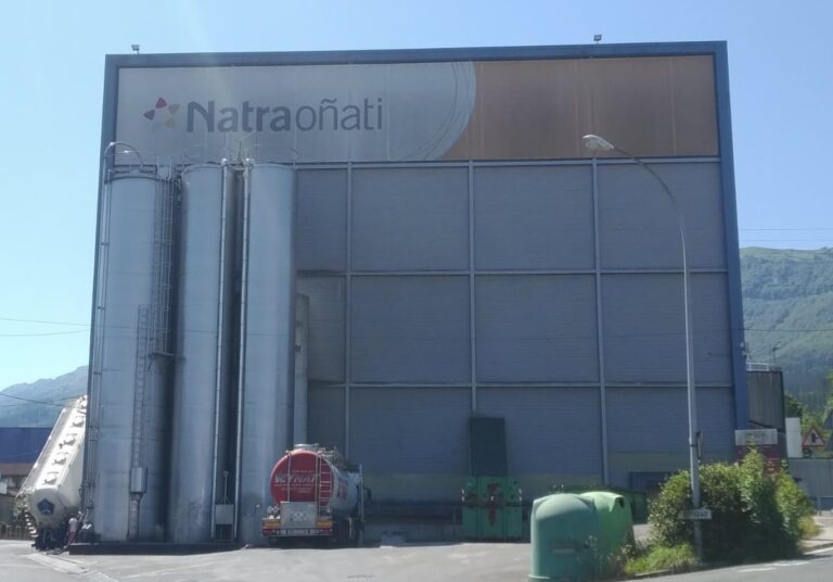 Natra Oñatiko langileek grebari ekingo diote, hitzarmenean ez dutelako atzera pausorik onartzen eta zuzendaritzaren blokeoari aurre egin nahi diotelako