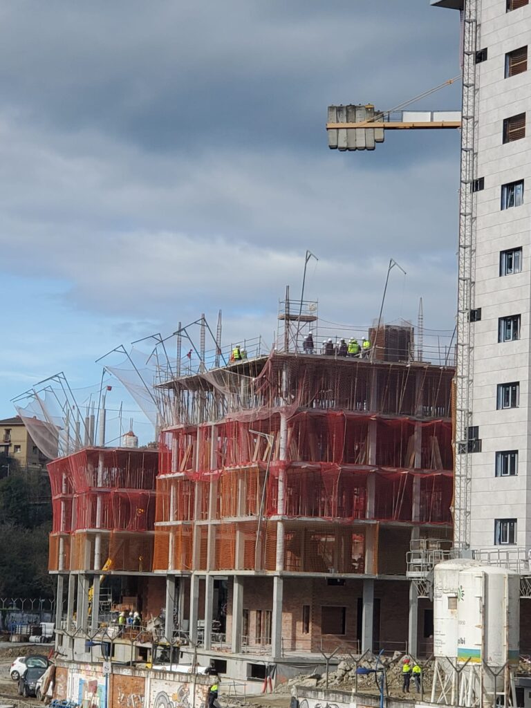 7 lan heriotza Euskal Herrian urte hasieratik