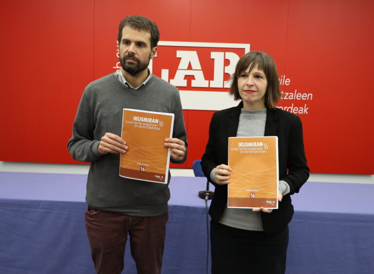 Dualizazio sozialari aurre egiteko, banaketa hirukoitza aldarrikatu dugu