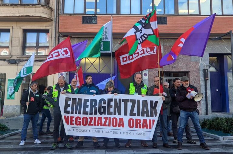 Osakidetzako larrialdietako langileek borroka hamabostaldiari ekin diote