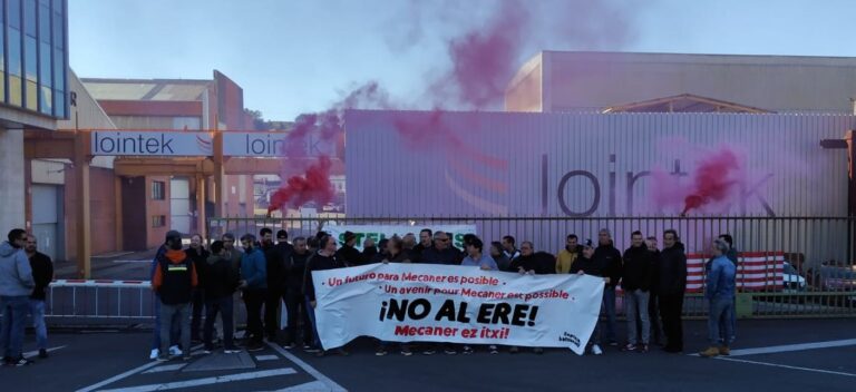 Stellantisek etorkizunari buruz hitz egiteari eman dion ezezkoaren aurrean, greba mugagabeari ekingo diote Mecaner-eko langileek, multinazionalari eta Eusko Jaurlaritzari itxiera ekidingo duten konponbide bat bilatzea exijitzeko