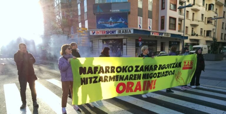 Nafarroako zahar egoitzetako patronalen azken proposamena arbuiatu du LABek, lotsagarria iruditzen zaiolako