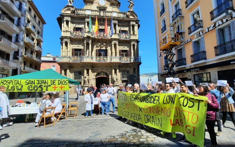 Iruñea-Tuterako San Juan de Dios ospitaleko langileek ez dute “low cost” langileak izaten jarraitu nahi