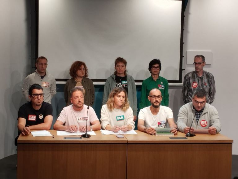 Gizarte Ekimeneko ikastetxeetako patronalek eta eskolek ez dute sinatutako greba amaierako akordioa bete nahi