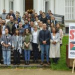 2024-10-07, Donostia. Gernika Palestina ekimena bere ibilbidean parte hartu duten gizarte eragileekin bildu da, bozeramaileak Ibon Meñika eta Jone Bilbao, eta bertan, Nekane Balluerka, Pernando Barrena, Igor Otxoa, Arritxu Marañon…besteak beste    07-10-2024, San Sebastián. La iniciativa Gernika Palestina se reúne con los agentes sociales que han sido partícipes de su andadura, portavoces Ibon Meñika y Jone Bilbao, y presentes entre otros, Nekane Balluerka, Pernando Barrena, Igor Otxoa, Arritxu Marañon…