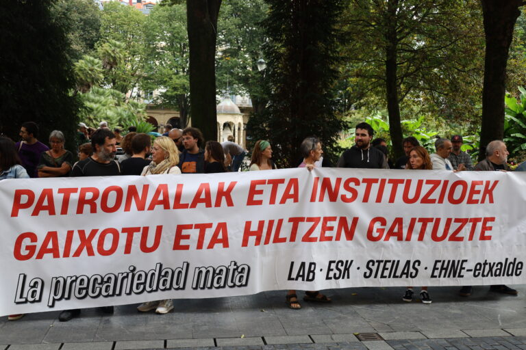 Beste garraiolari baten heriotza salatu dugu eta lan baldintza duinak exijitu ditugu sektorean