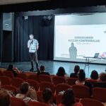 photo_5778259407753298717_y