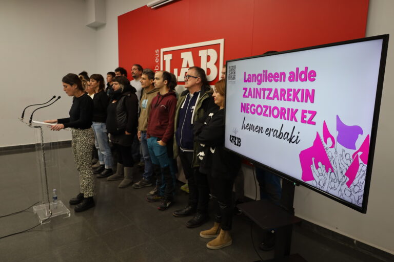 LAB exige compromisos a las instituciones para reconocer la condición pública de las trabajadoras de cuidados privatizados