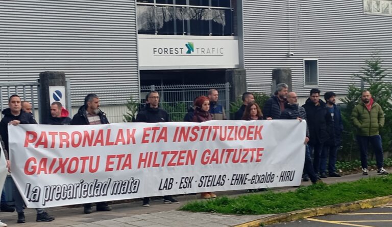 Hemos denunciado en Zornotza la última muerte laboral de 2024