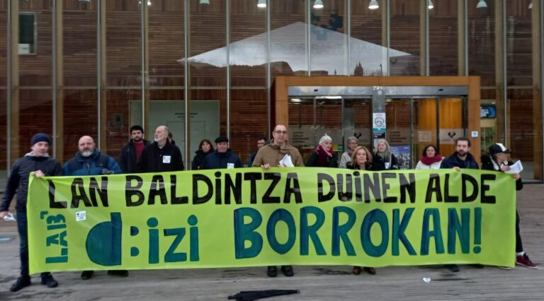 Las y los trabajadores de DBIZI secundan por segundo día paros de 2 horas para denunciar la precaria situación que viven
