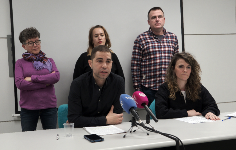 Los sindicatos LAB, ELA, ESK, Steilas, Etxalde e Hiru pondrán en marcha movilizaciones y una recogida de firmas para negociar y tener competencias para implantar el salario mínimo en Nafarroa para todos los trabajadores y trabajadoras