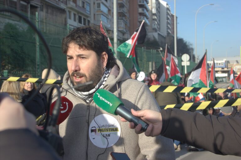 [IRITZIA]: Lehen eta orain, gerrari ez