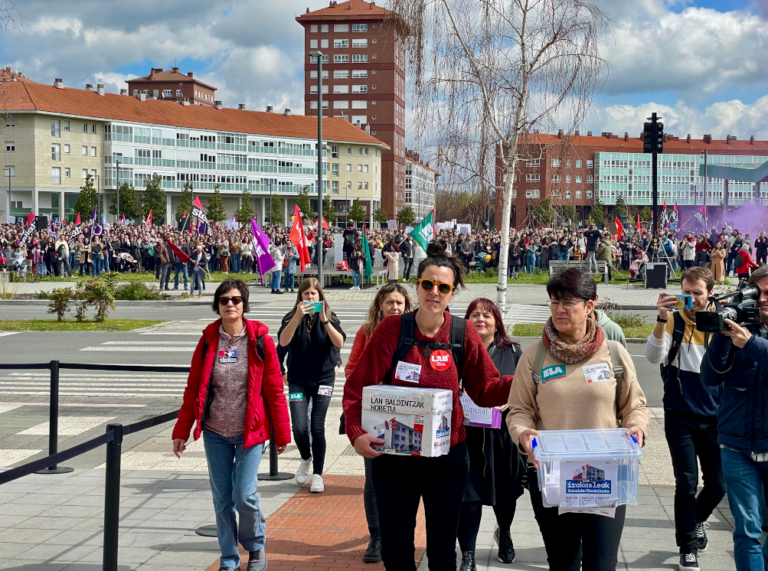 Convocan una mesa negociadora del profesorado sin ninguna propuesta