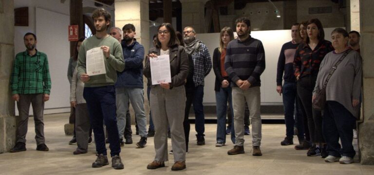 Partidos y sindicatos de izquierda de Nafarroa hemos presentado un manifiesto a favor de la paz y en contra del rearme