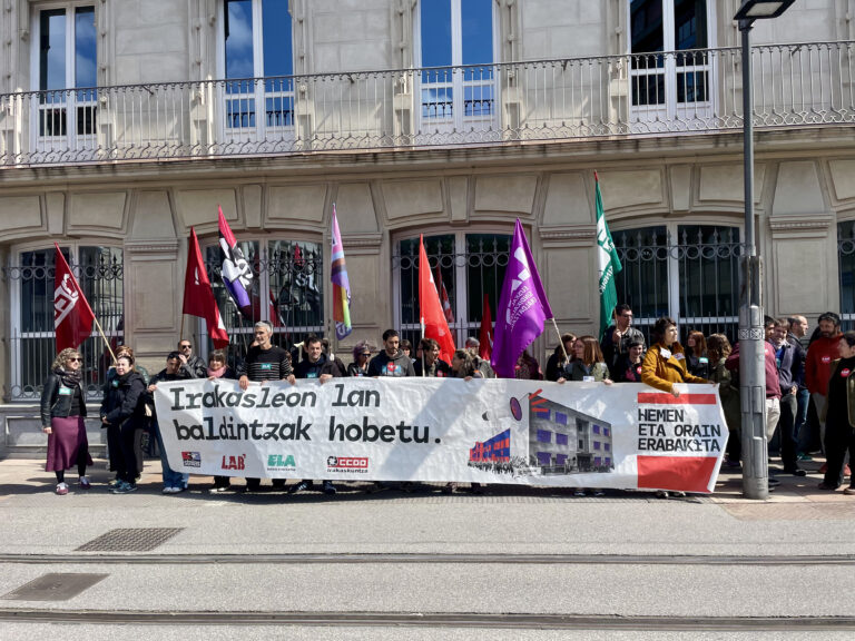 Los sindicatos LAB, STEILAS, ELA y CCOO acudirán a la mesa de negociación del profesorado de la Educación pública de la CAV sin conocer la propuesta del departamento