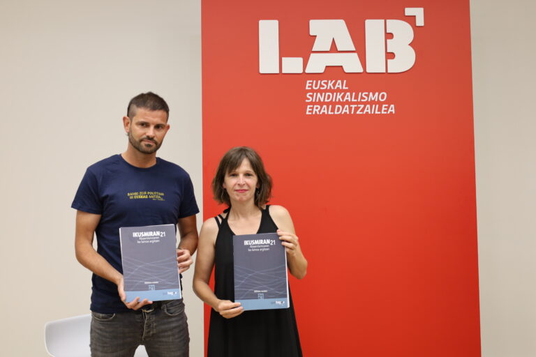 Prekaritatea ezkutatzeko baliatzen den ke lainoa da absentismoa