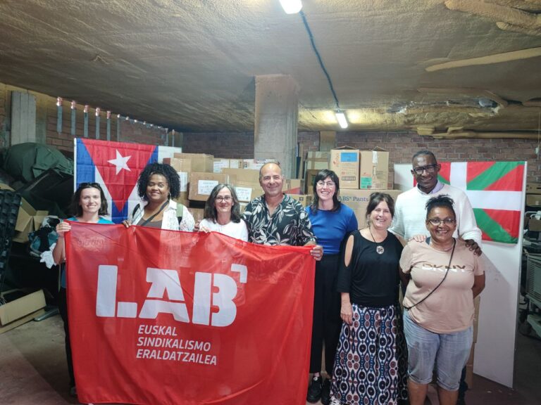 LABek Kubarako osasun materiala biltzeko kanpaina bat hasi du