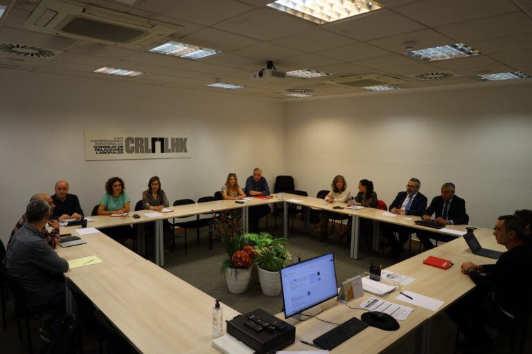 Confebaskek urrats berri bat egin du gutxieneko soldata propioaren negoziaketaren ukazioan