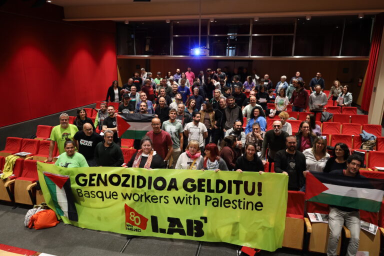 Palestinarekiko elkartasuna eta asteazkeneko lanuzterako deia eskualdez eskualde zabaldu ditu LABek