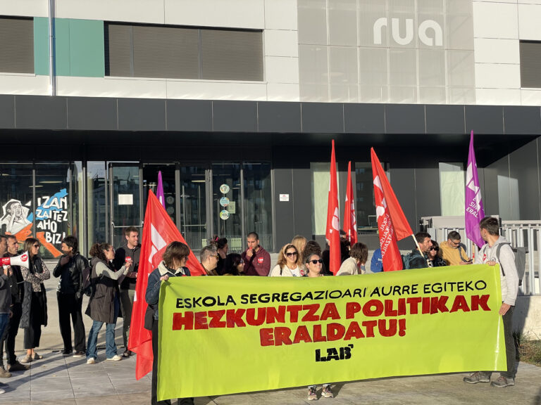 LABek ez du bat egin Segregazio Mahaian aurkeztutako behin-betiko diagnostikoarekin eta hala adierazi du mahaian zein kanpoan mobilizatuz