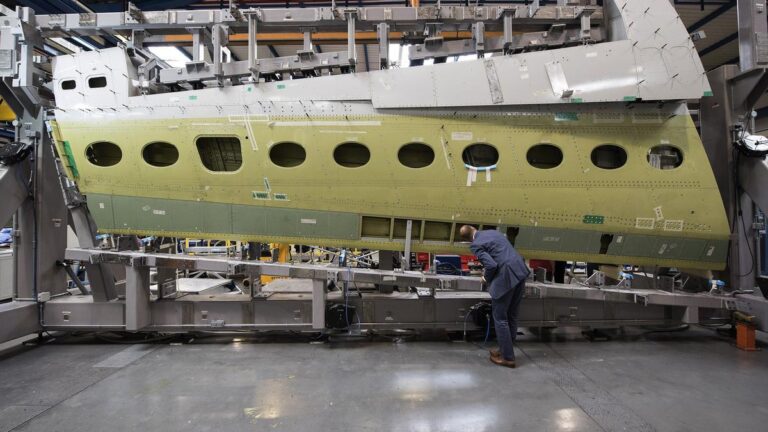 Gasteizko FIBERTECNIC enpresan greba deituko dugu