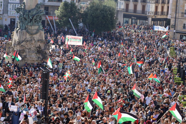 Palestinaren aldeko lanuzte orokorra: jarraipen handia eta mobilizazio masiboak