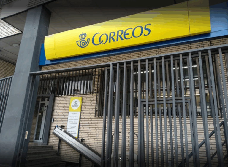 Legezko zaintzagatik lanaldi-murrizketa duen langile bati produktibitatea osorik ordaintzera zigortu dute Correos