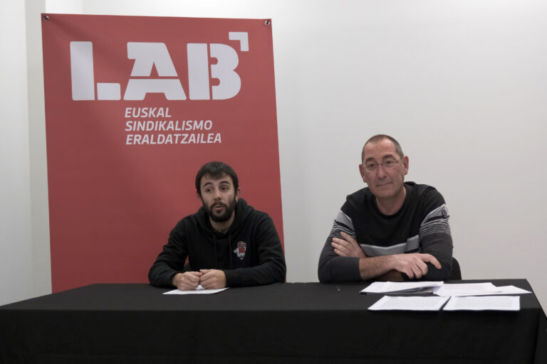 Lan Ikuskaritzak behin-behineko 93 kontratu mugagabe bihurtzeko eskatu dio Volkswagen Navarrari