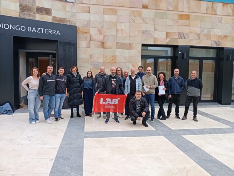 Arabako ardogintzako hitzarmena berritzeko mahaia osatu da