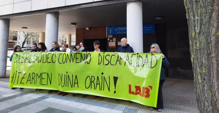 LABek desgaitasunaren sektoreko elkarretaratzea egin du hitzarmenaren negoziazioa desblokeatzeko