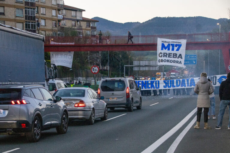 Argazki galeria: goizeko piketeak