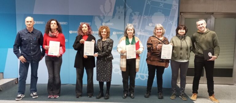 LAB, ELA, UGT eta CCOOk Administrazioari planto egin diote 2026ko EPEan benetako negoziaziorik ez dagoelako