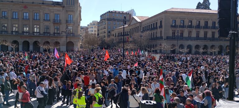 UGT, CCOO eta patronala aliatu Nafarroarentzako gutxieneko soldata baten aurka