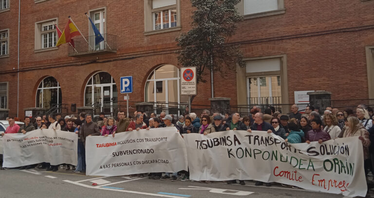 Elkarretaratzea TASUBINSAko Enplegu Zentro Berezi eta zentro okupazionaletako garraioaren ezegonkortasunaren aurrean