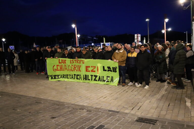 Zumaiako Estaños Matienako langileek greba egingo dute euren osasuna eta segurtasuna berma daitezen exijitzeko