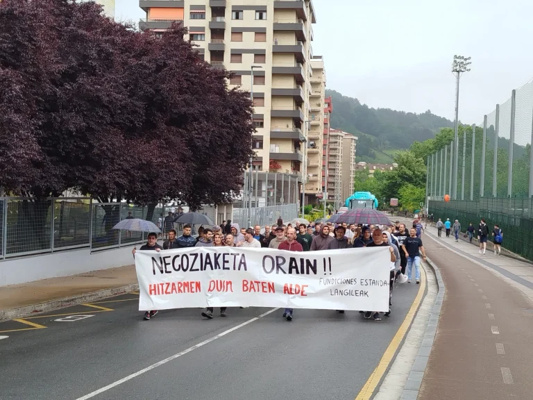 Fundiciones del Estandan hitzarmena sinatzea #LortuDugu
