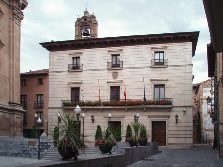 LAB demuestra que el Ayuntamiento de Tudela no actúa conforme a derecho