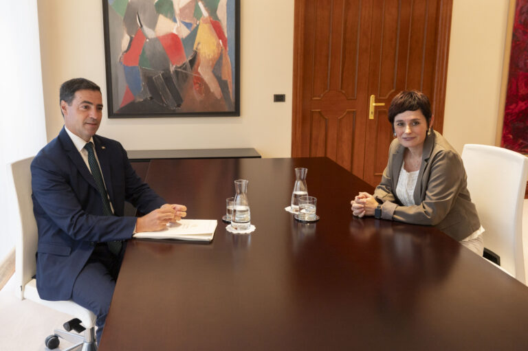 Hemos advertido al lehendakari Pradales que ha suspendido en materia de políticas a favor de los y las trabajadoras